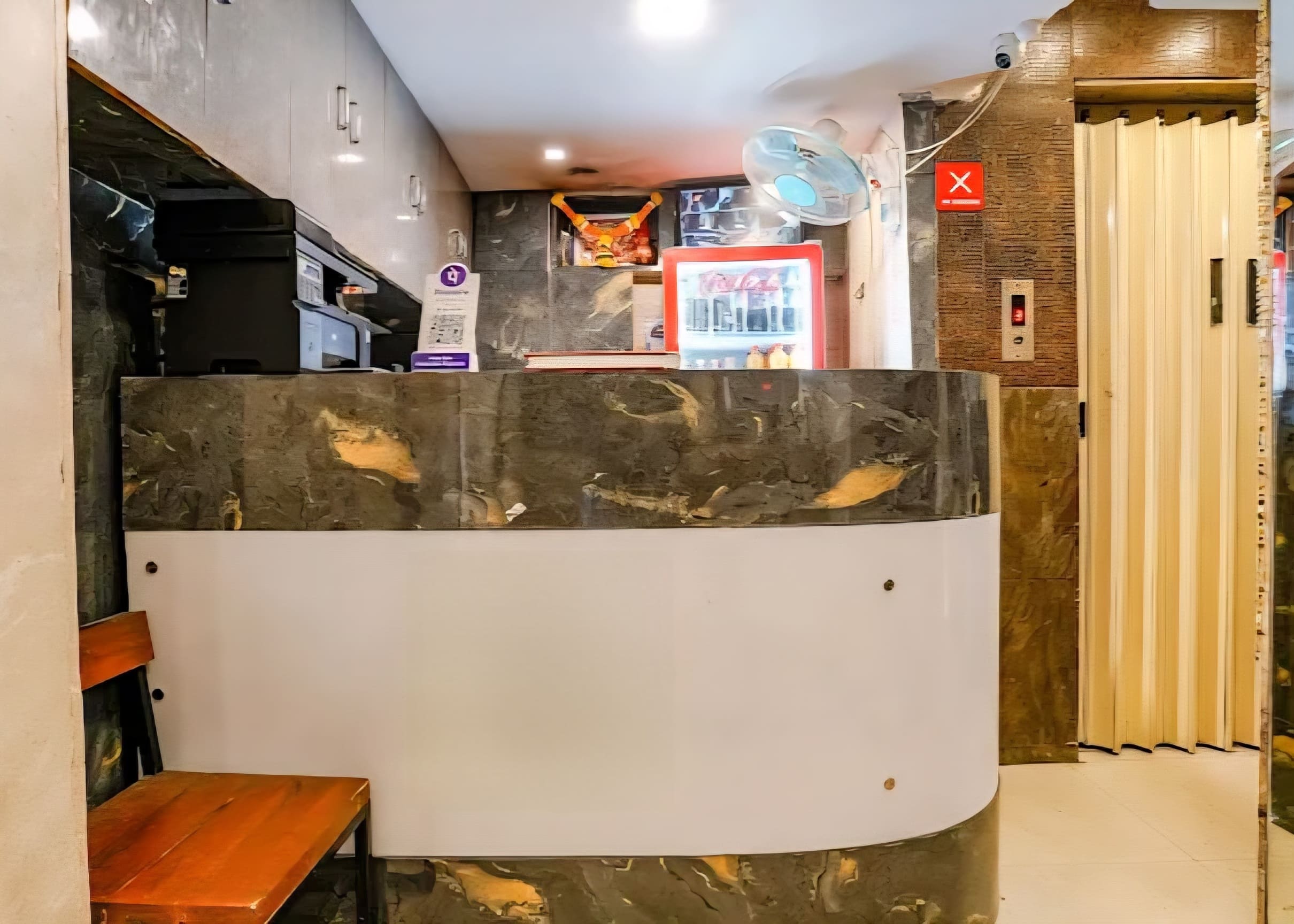 Hotel Yatri Inn - Navi Mumbai image thumbnail 2