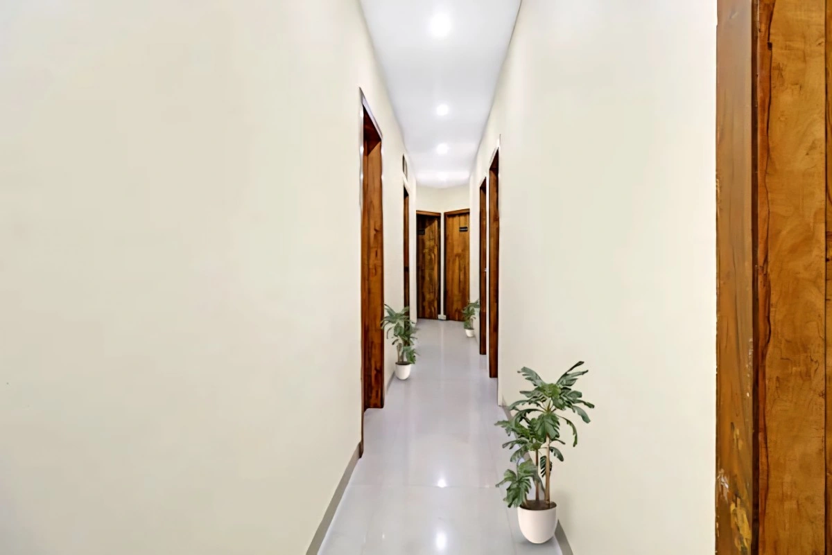 The Mumbai Inn - Mumbai image thumbnail 2